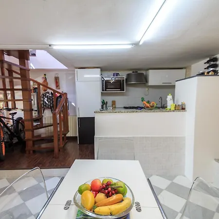 Grande Con Giardino Apartment