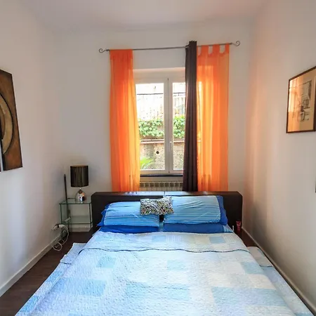 Apartment Grande Con Giardino